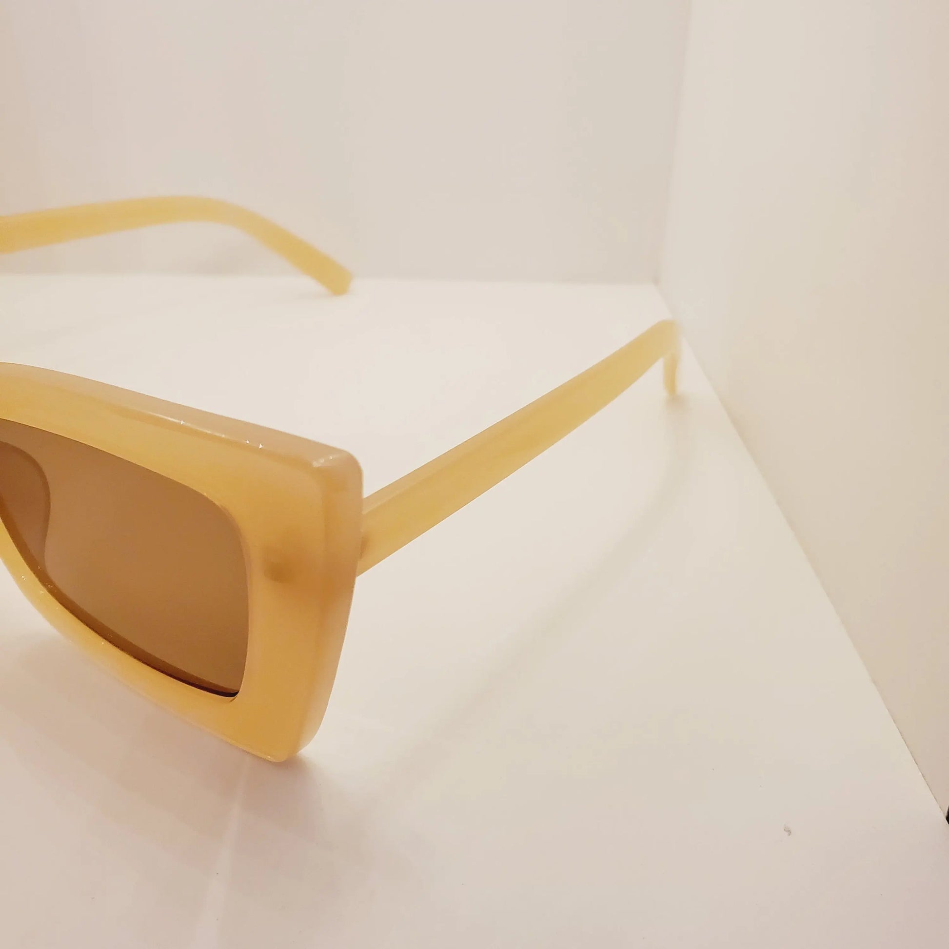 Fancy Frames shadezla