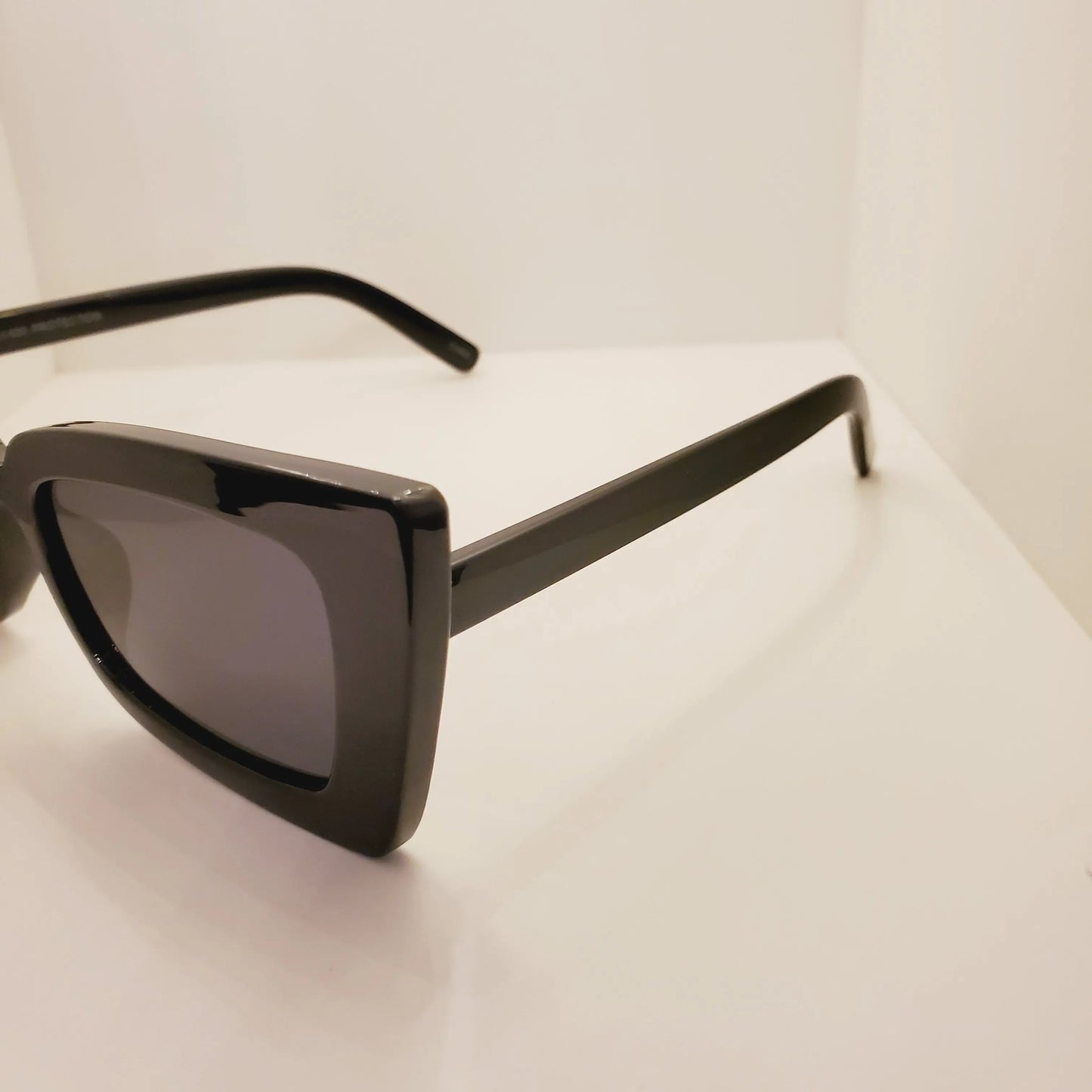 Fancy Frames shadezla